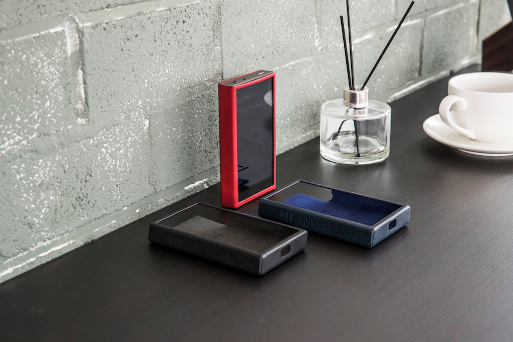 A&futura SE100 Leather Case
