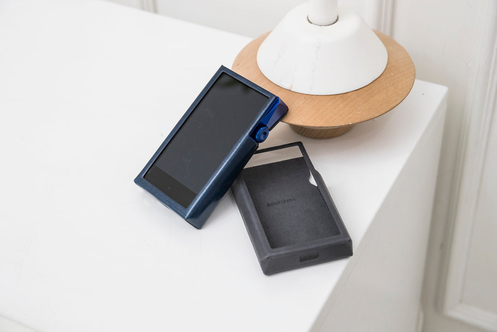 A&ultima SP1000M Leather Case